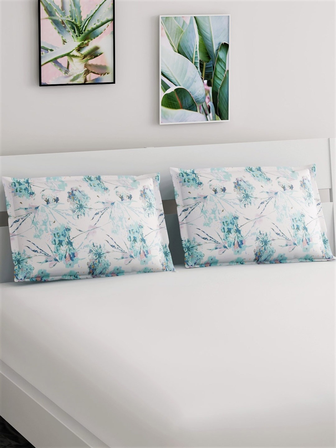 

Salona Bichona Set Of 2 Blue & White Floral Printed 104TC Pure Cotton Pillow Covers