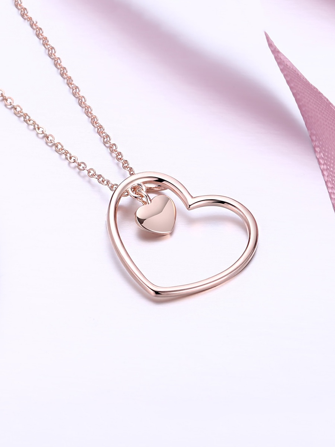 

Yellow Chimes Rose Gold-Plated 92.5 Sterling Silver Heart Shaped Pendant With Chain