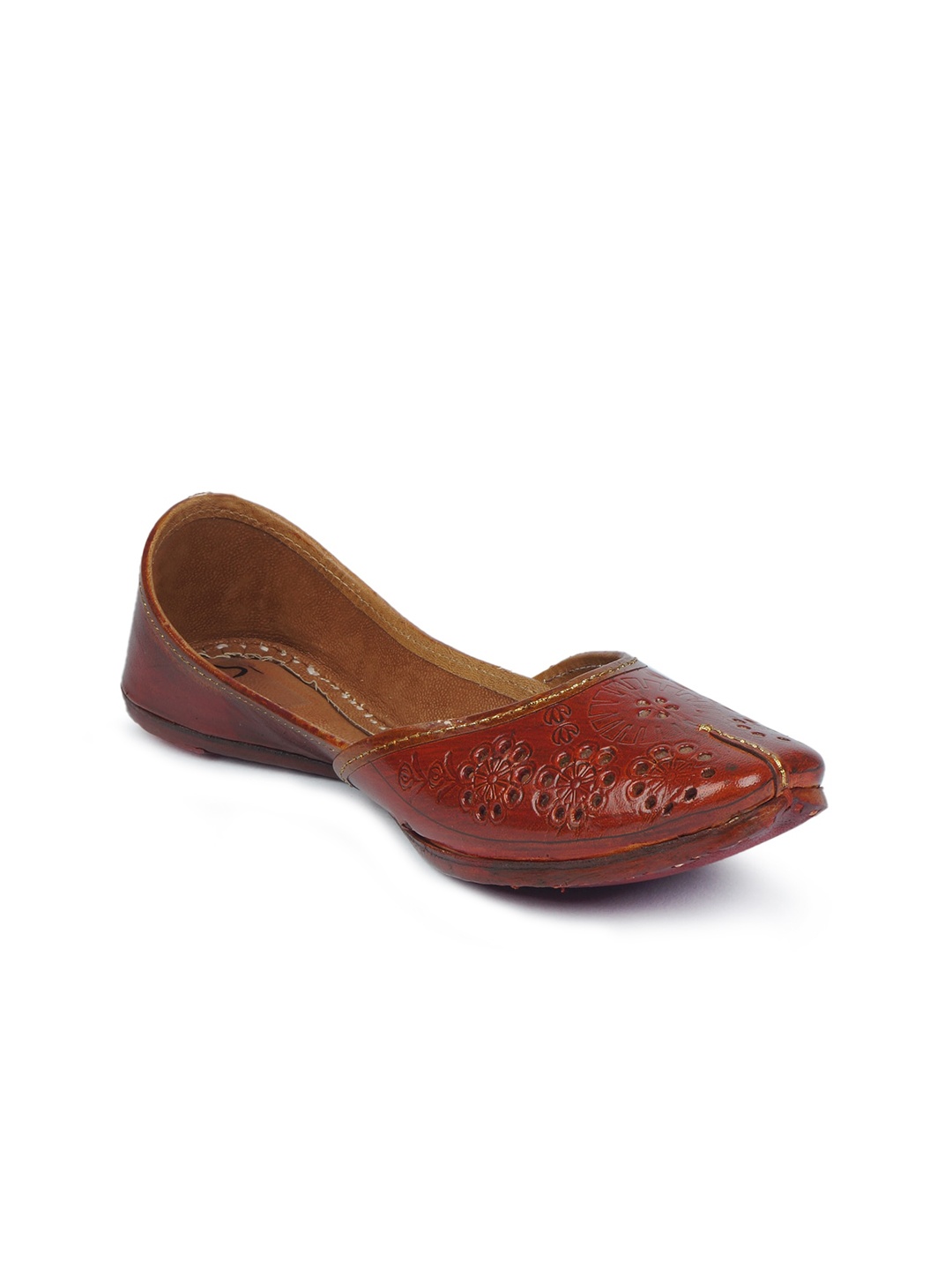 

The Desi Dulhan Women Brown Ethnic Mojaris with Laser Cuts Flats