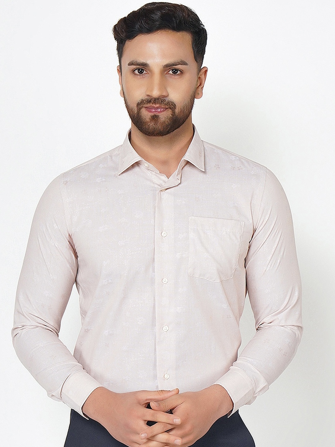 

Blackberrys Men Cream-Coloured India Slim Fit Opaque Casual Shirt