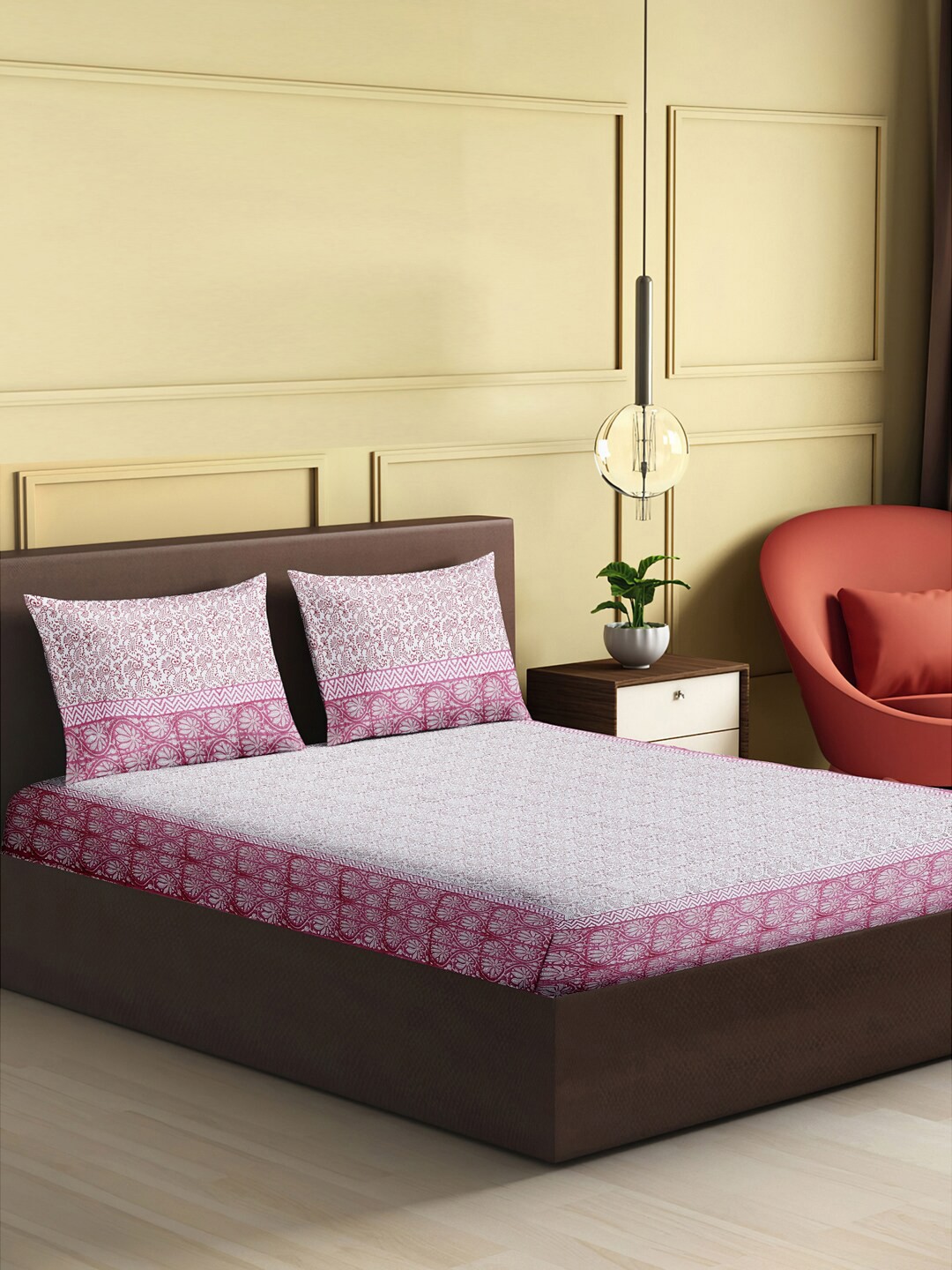 

Gulaab Jaipur Pink & Off White Floral Handblock Printed 600 TC King Bedsheet with 2 Pillow Covers
