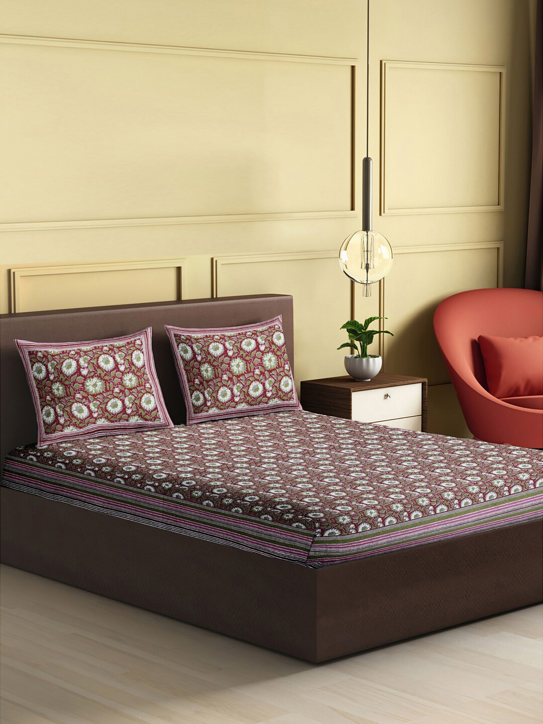 

Gulaab Jaipur Maroon & Green Motifs 600 TC Cotton King Bedsheet with 2 Pillow Covers