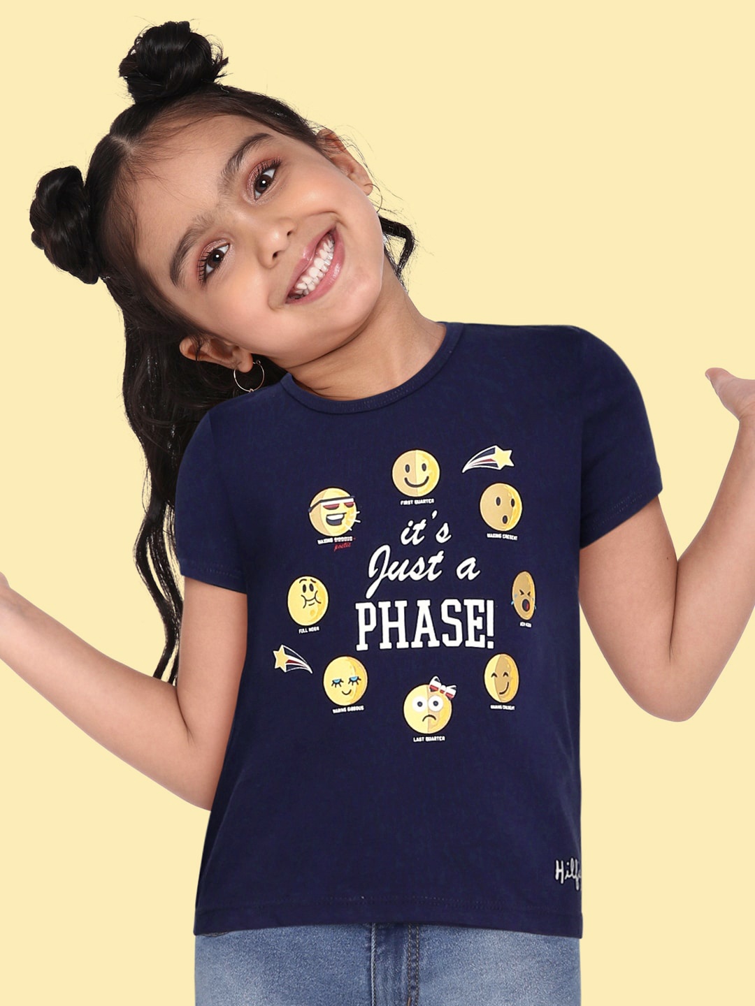 

Tommy Hilfiger Girls Navy Blue Typography Print Pure Cotton T-shirt