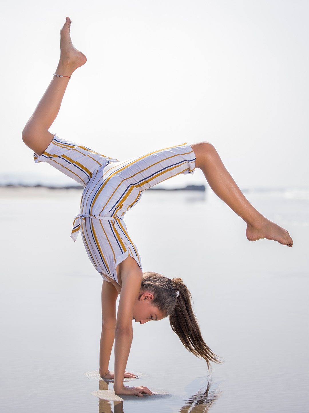 

Crimsoune Club Girls White & Yellow Striped Basic Jumpsuit