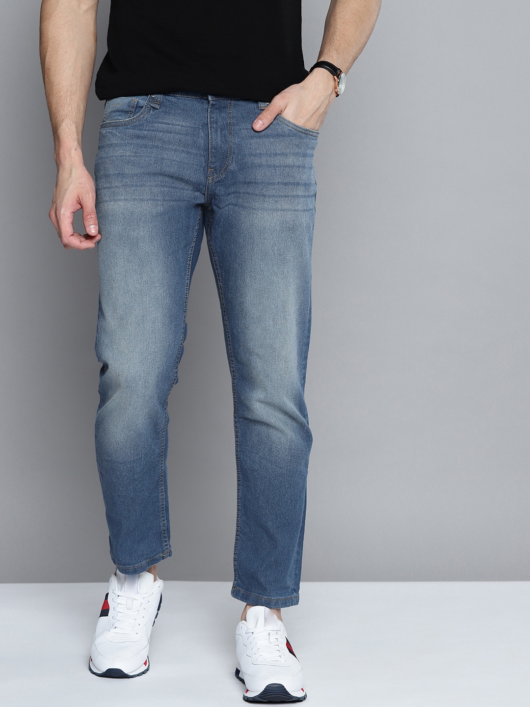 

Mast & Harbour Men Blue Slim Fit Light Fade Stretchable Jeans