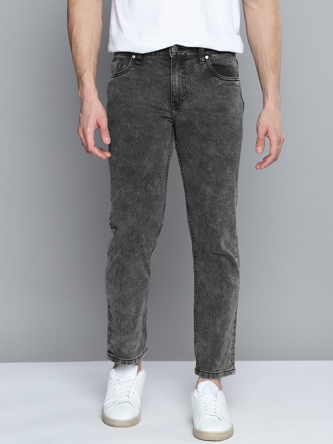 

Mast & Harbour Men Charcoal Slim Fit Heavy Fade Acid Wash Stretchable Jeans