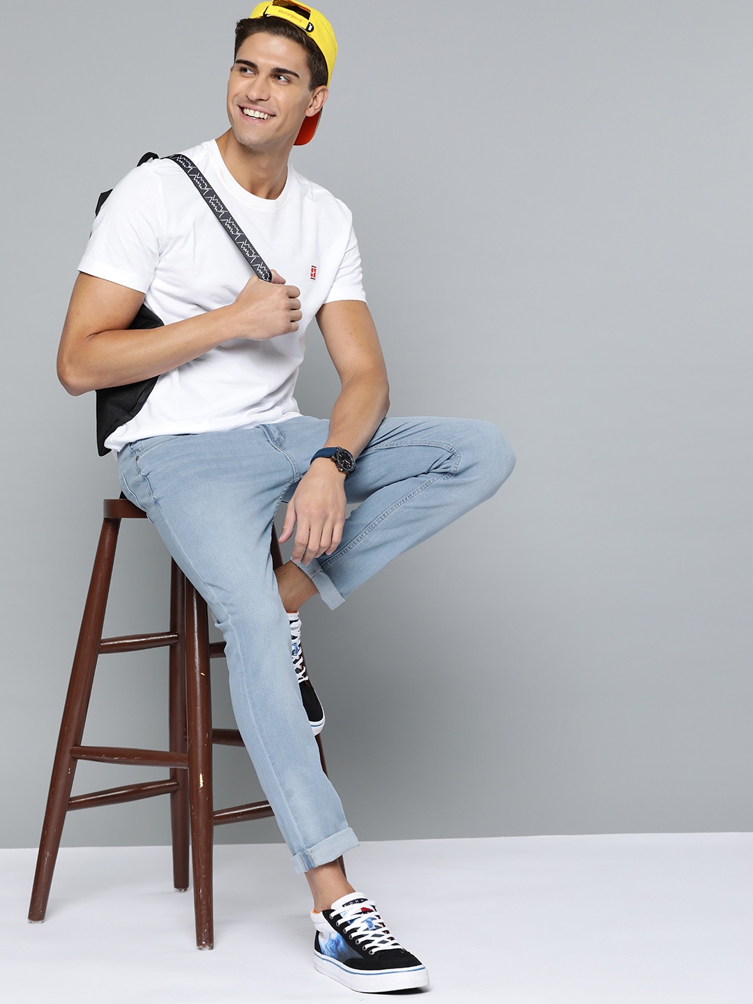 

Mast & Harbour Men Blue Skinny Fit Light Fade Stretchable Jeans