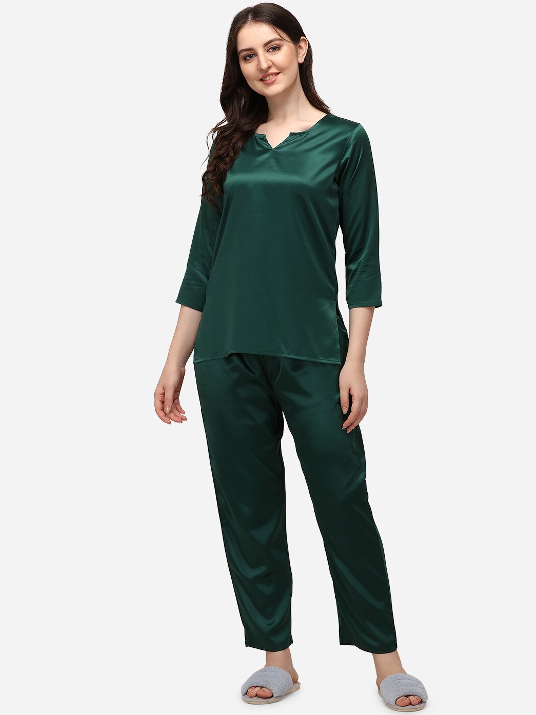 

Smarty Pants Women Green Solid Satin Night suit Set
