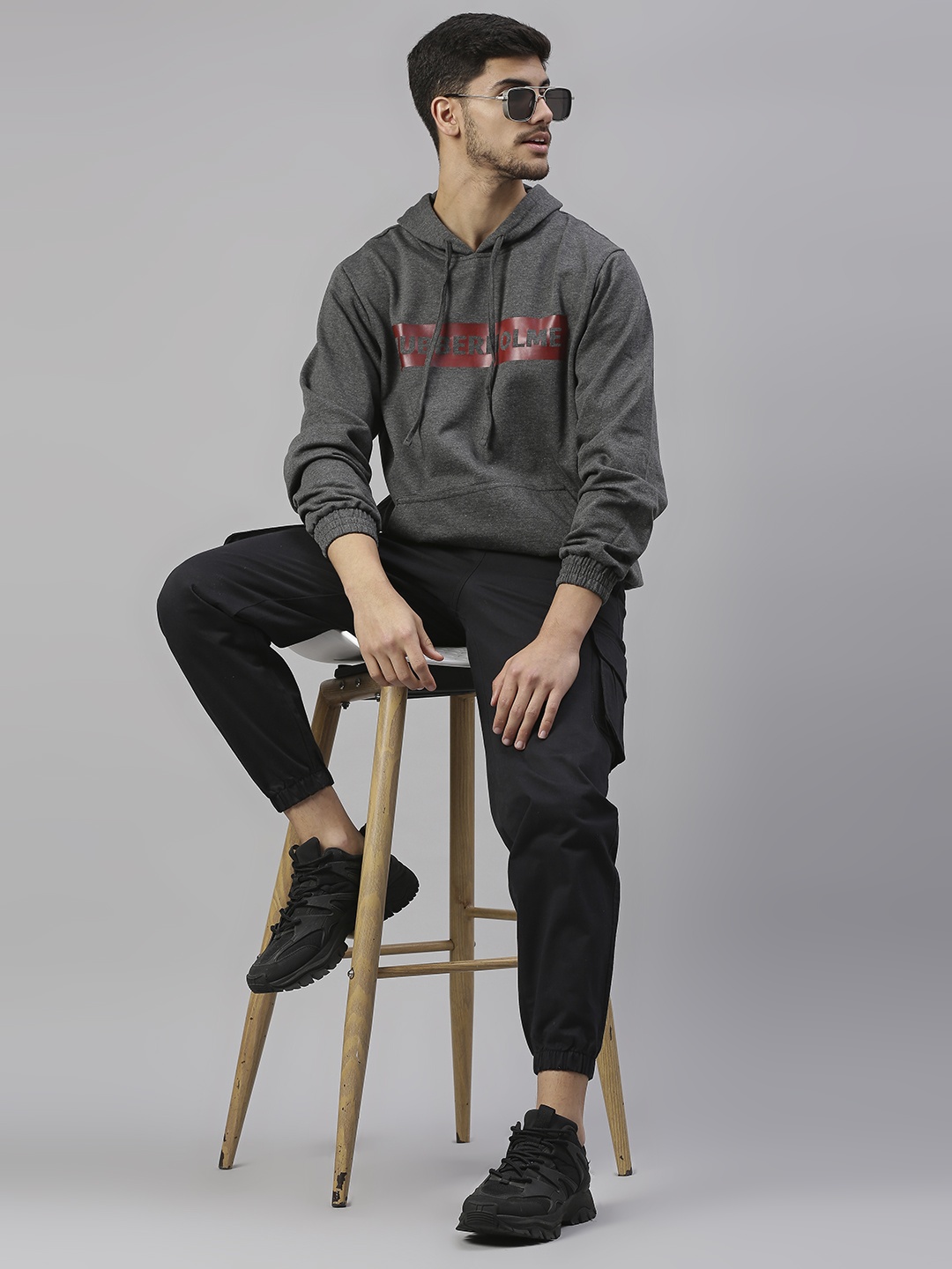 

Hubberholme Men Charcoal Printed Hooded Sweatshirt
