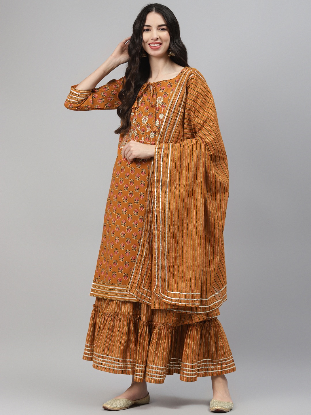 

HIGHLIGHT FASHION EXPORT Women Brown Floral Printed Regular Kurta with Sharara & With Dupatta