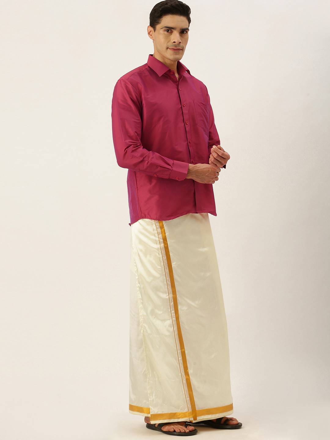 

THANGAMAGAN Men Red & Off White Shirt with Dhoti Pants