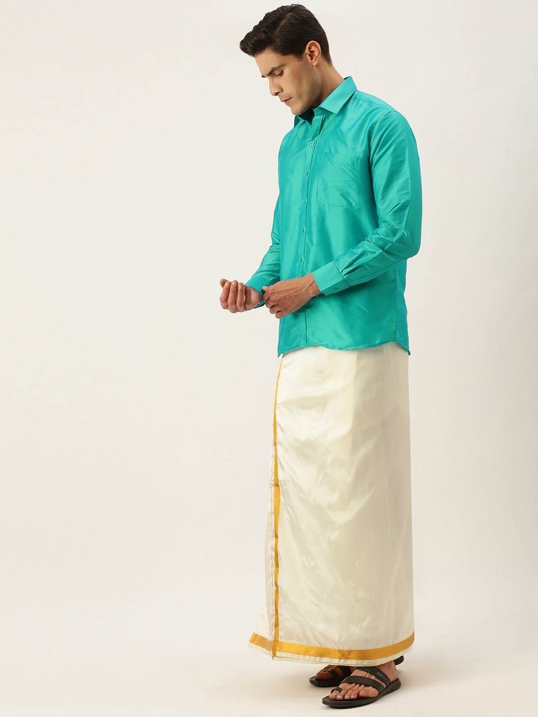 

THANGAMAGAN Men Sea Green & Off White Shirt with Dhoti
