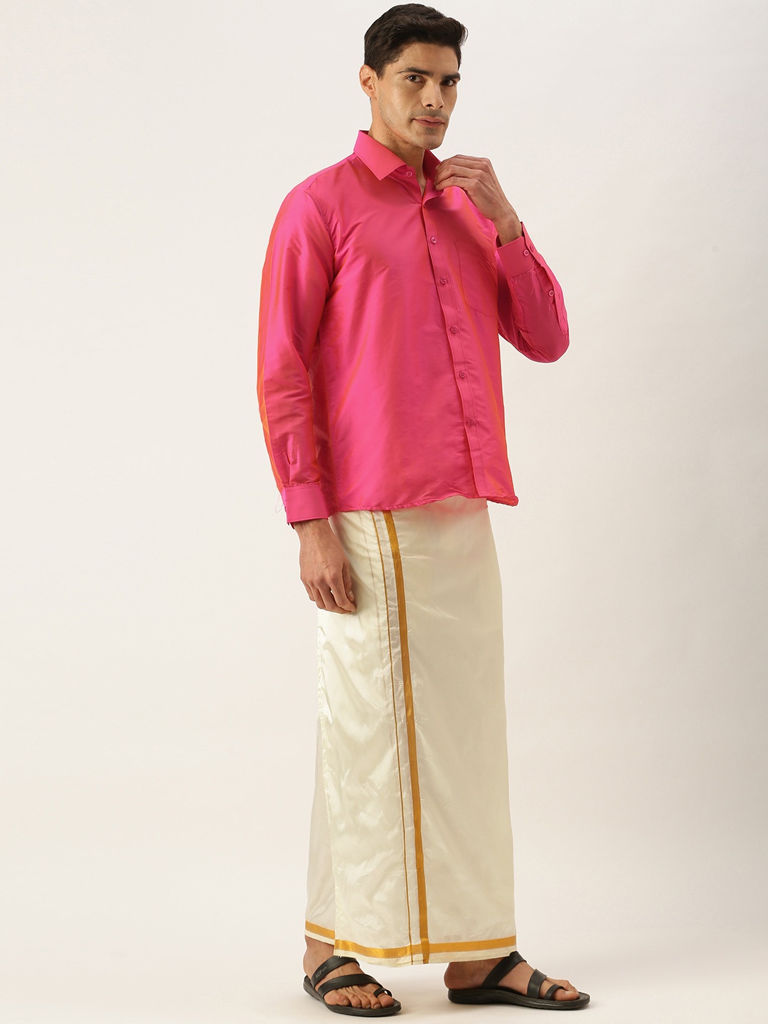 

THANGAMAGAN Men Pink & Off White Shirt with Dhoti Pants