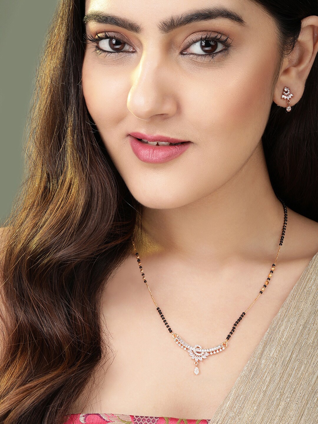 

Rubans Women Rose Gold & Black Gold-Plated Beads Mangalsutra Set