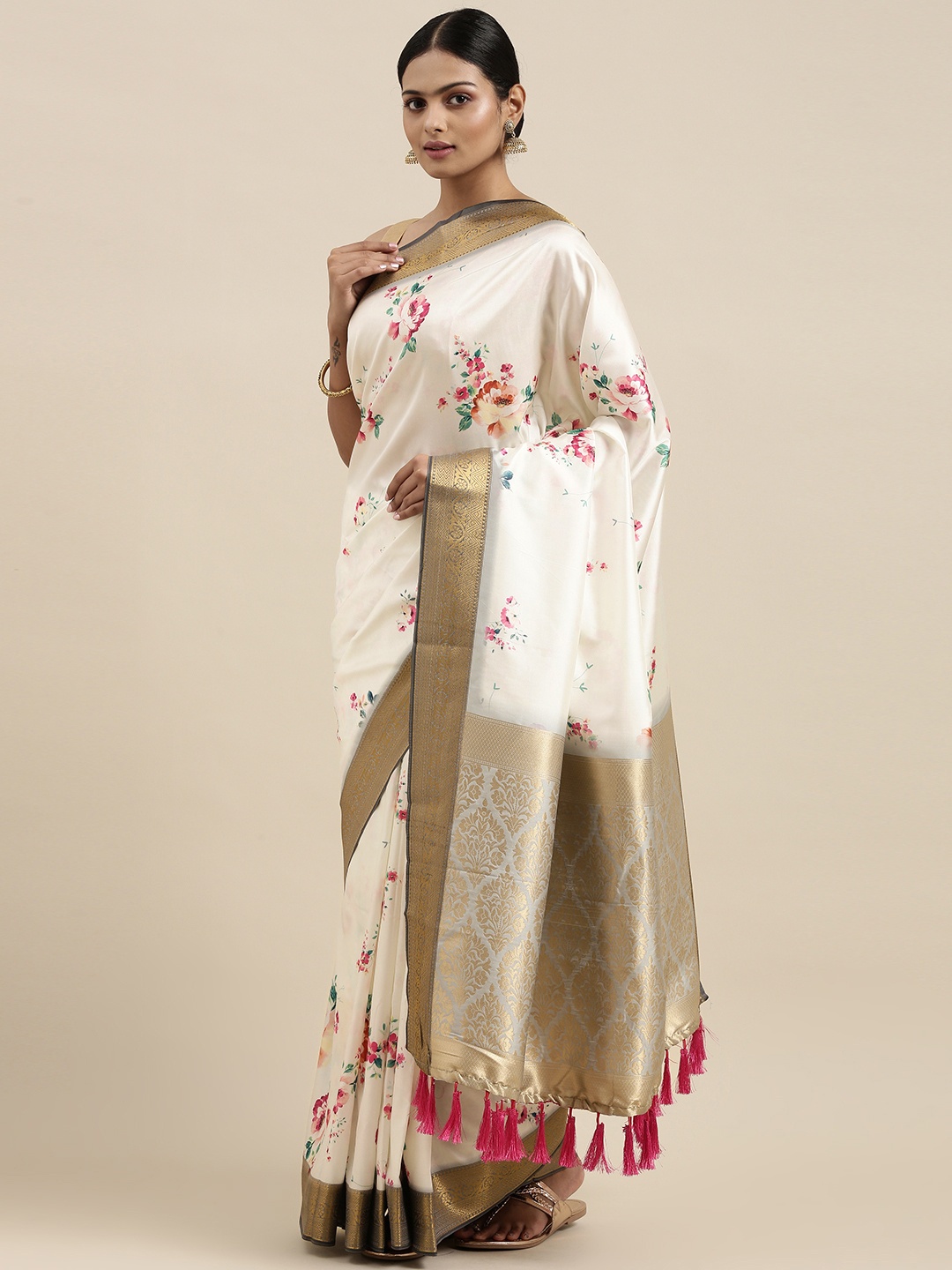 

VASTRANAND Cream-Coloured Floral Silk Blend Banarasi Saree