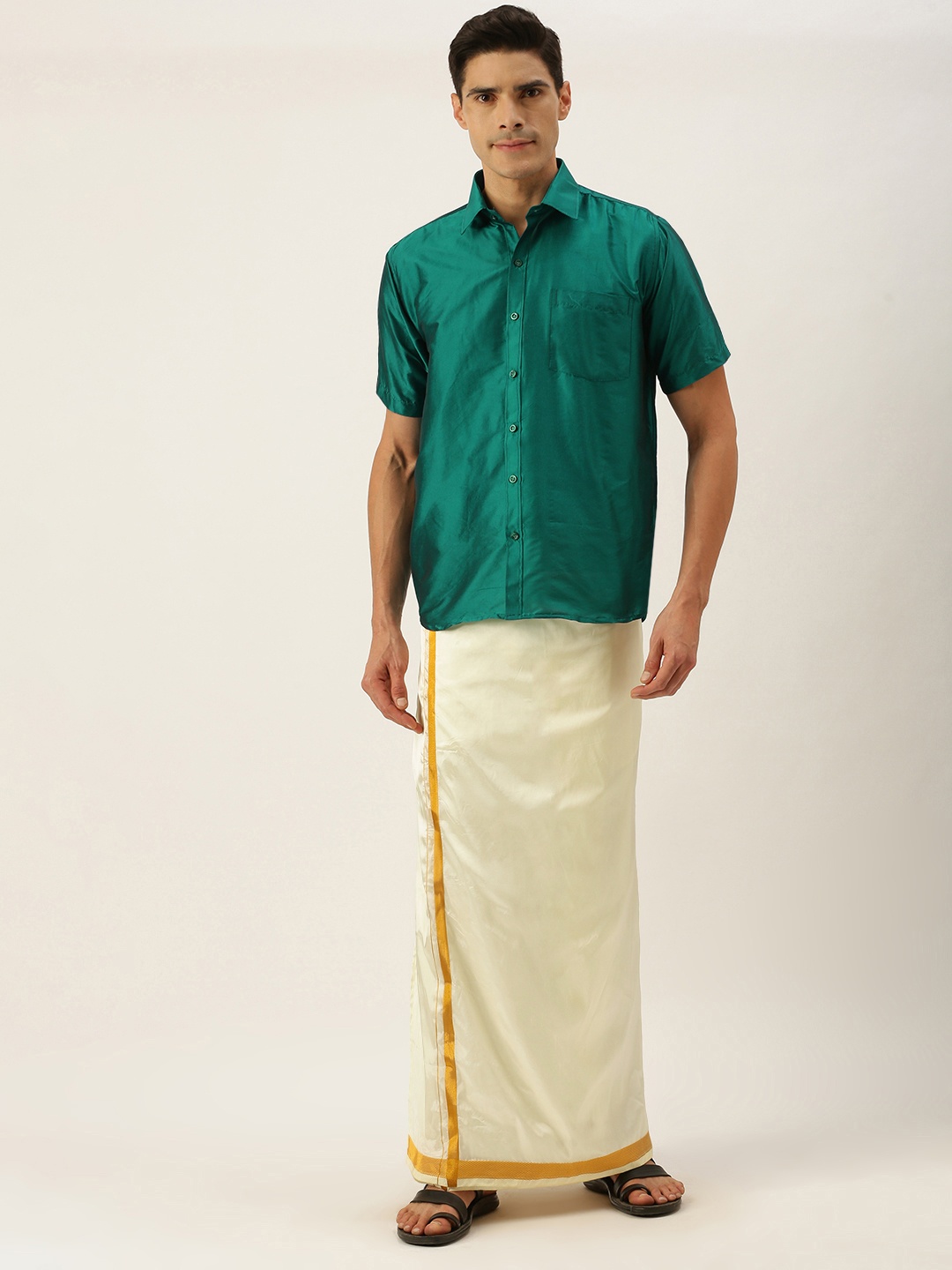 

THANGAMAGAN Men Green & Off White Shirt with Dhoti Pants