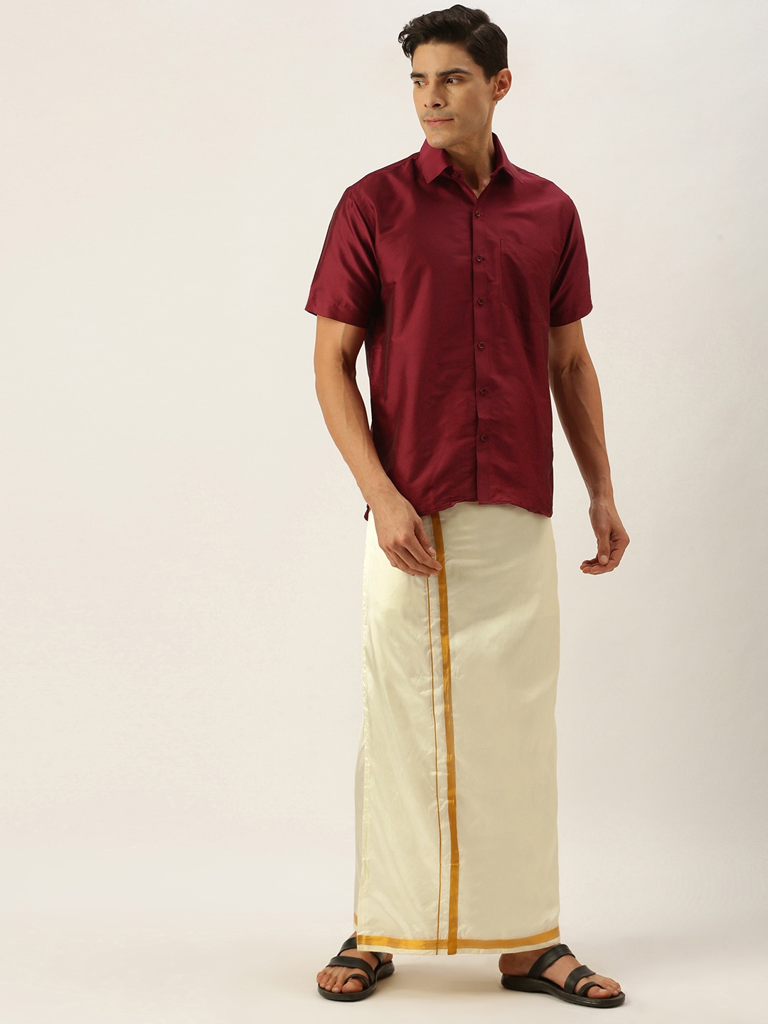 

THANGAMAGAN Men Maroon & Off White Solid Shirt with Vesthi