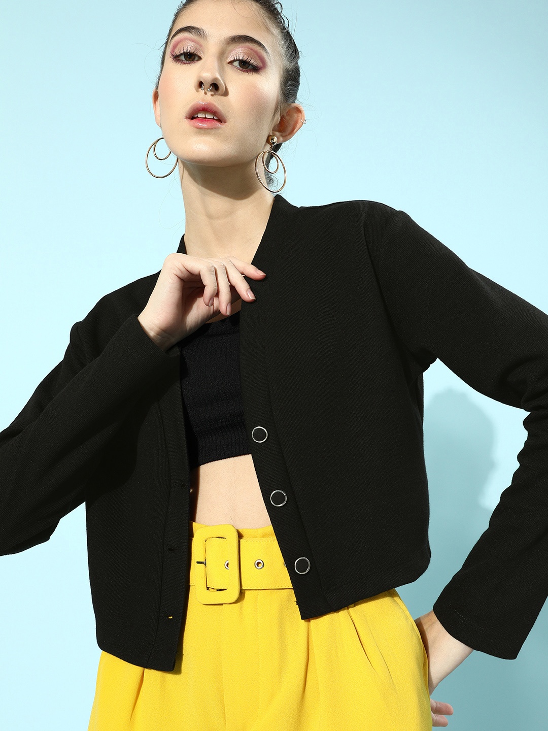 

KASSUALLY Women Black Solid Knitted Sweater