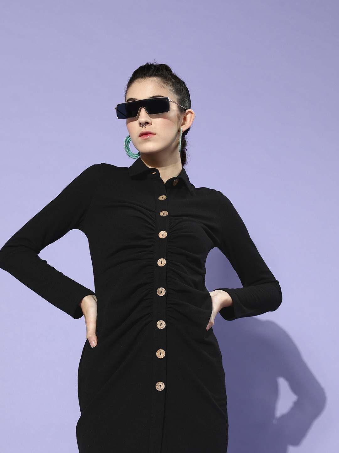 

KASSUALLY Black Solid Knitted Dress