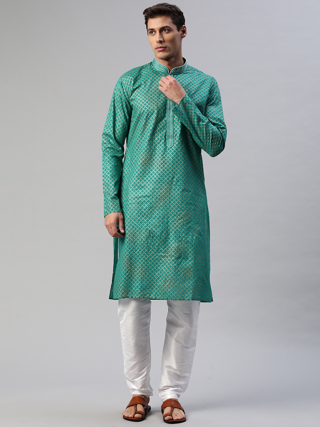 

Readiprint Fashions Men Green Printed Regular Thread Work Kurta with Pyjamas