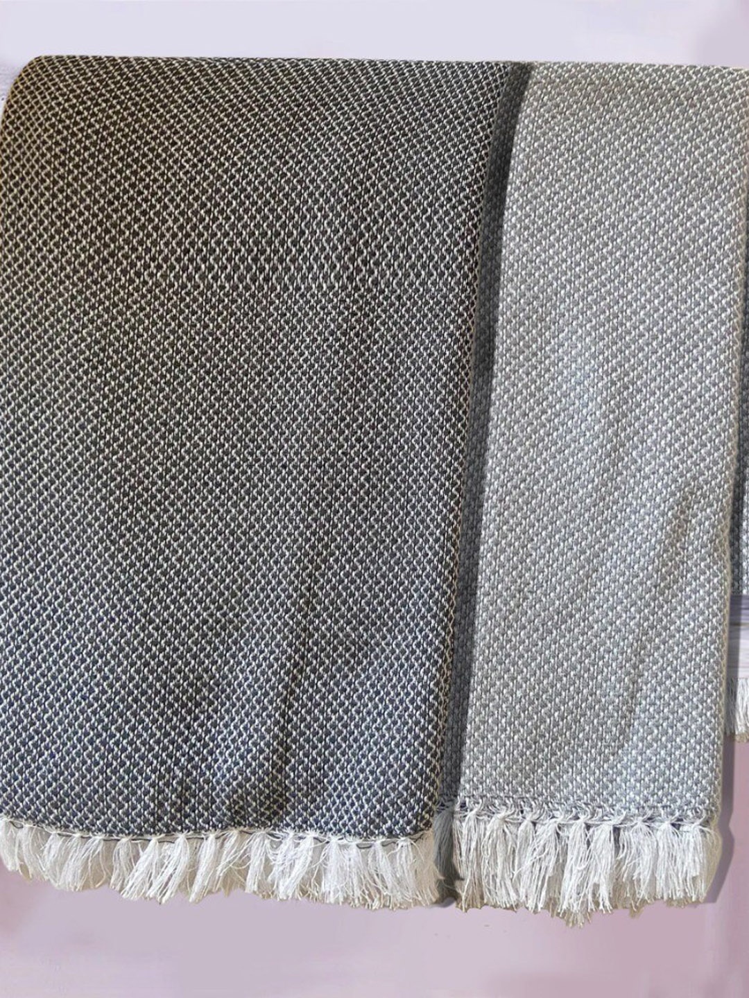 

Lushomes Set Of 2 Woven Design 225 GSM Cotton Bath Towels, Grey