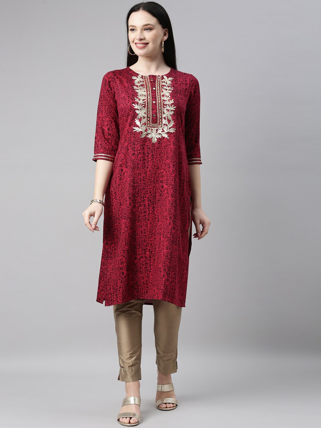 

Neerus Women Magenta Abstract Printed Mirror Work Pure Cotton Kurta