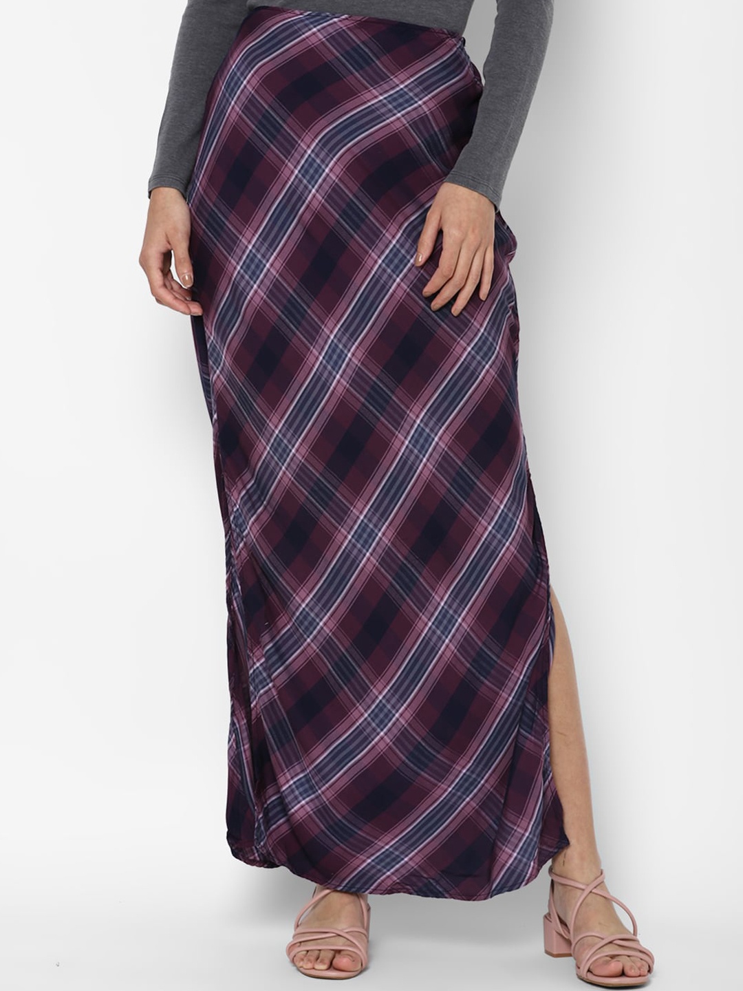 

AMERICAN EAGLE OUTFITTERS Women Purple & Navy Blue Checked A-Line Maxi Skirt