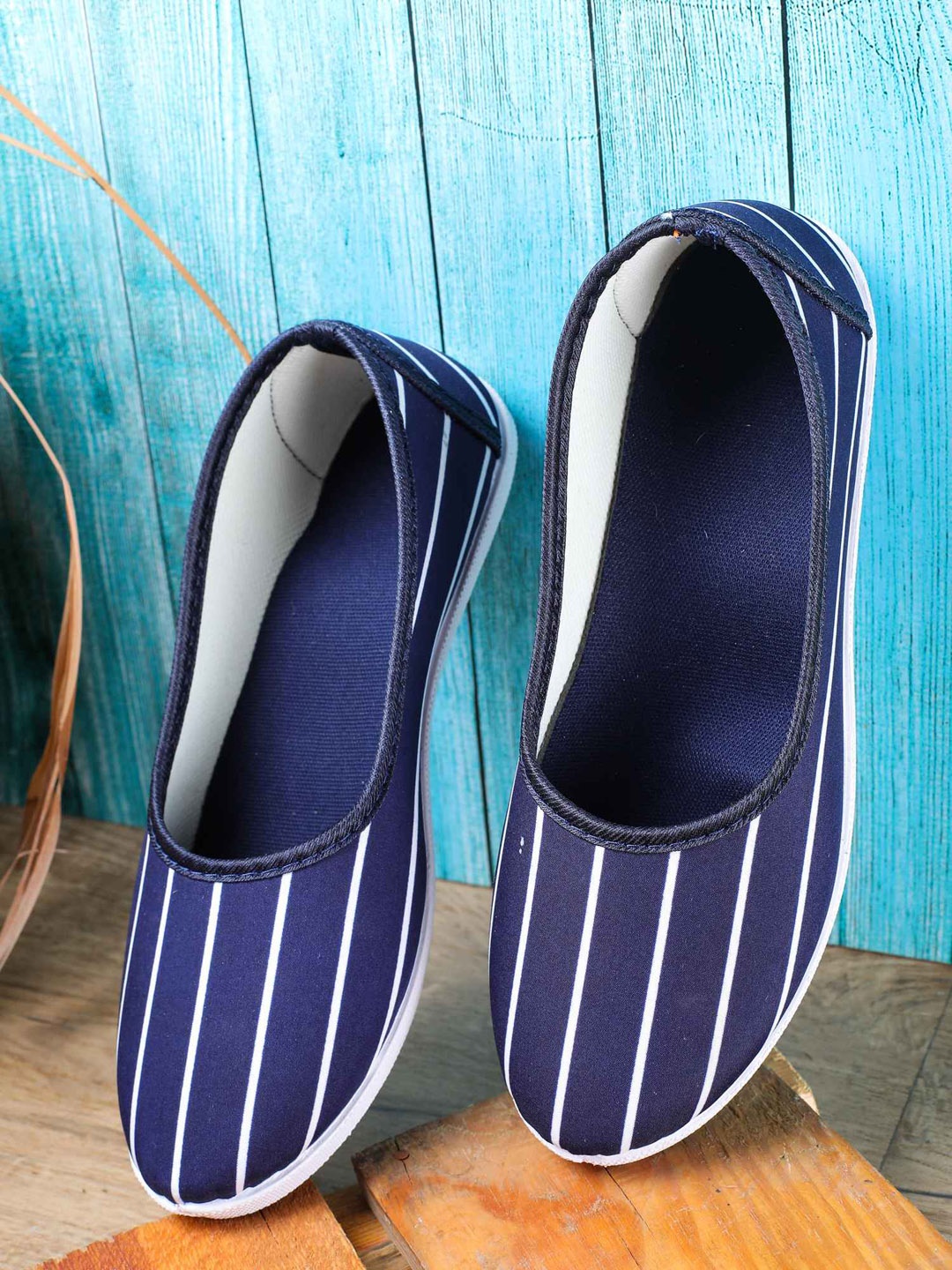

FABBMATE Women Blue & White Striped Ballerinas