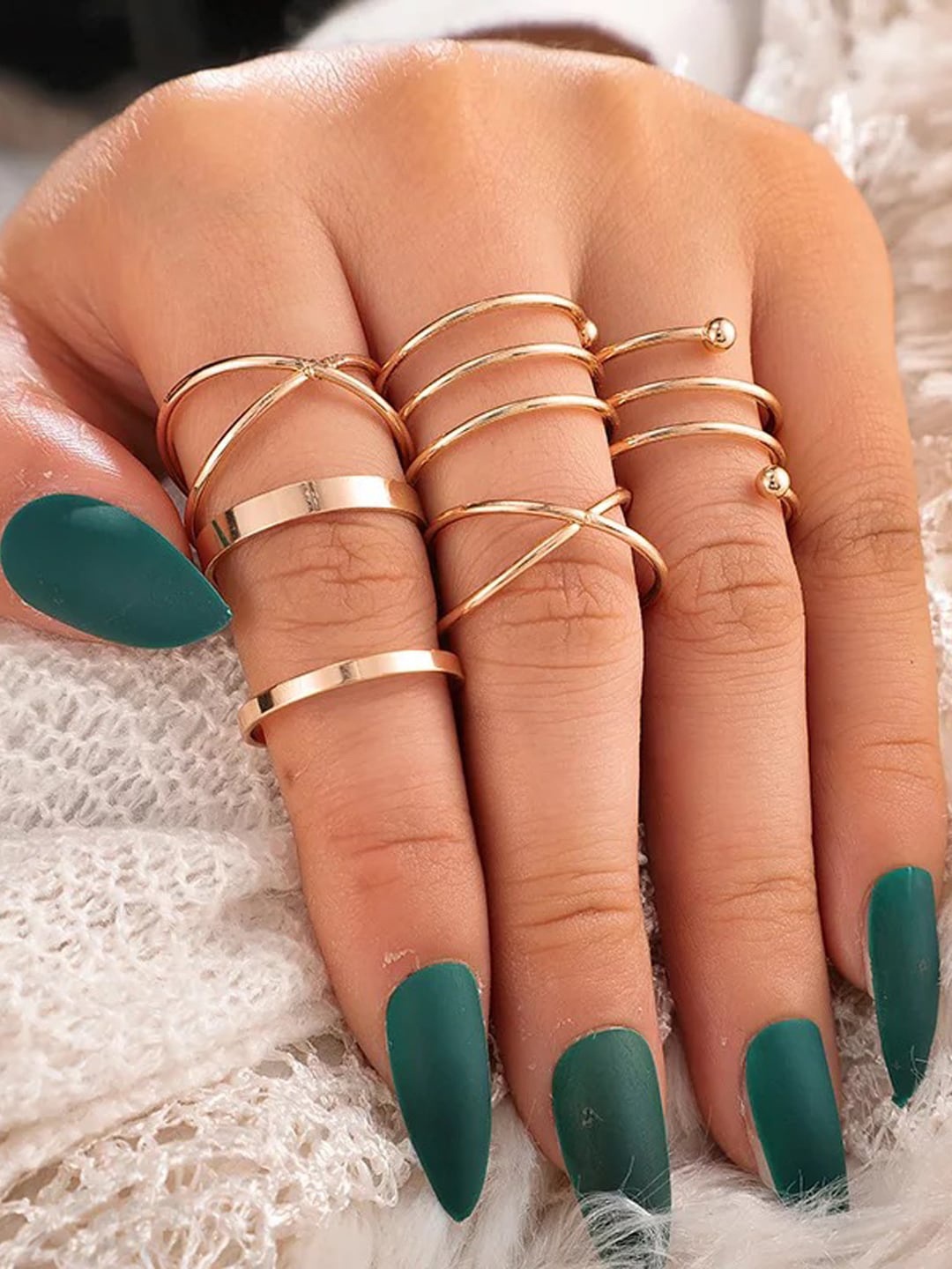

Shining Diva Fashion Set Of 6 Gold-Plated Finger Rings