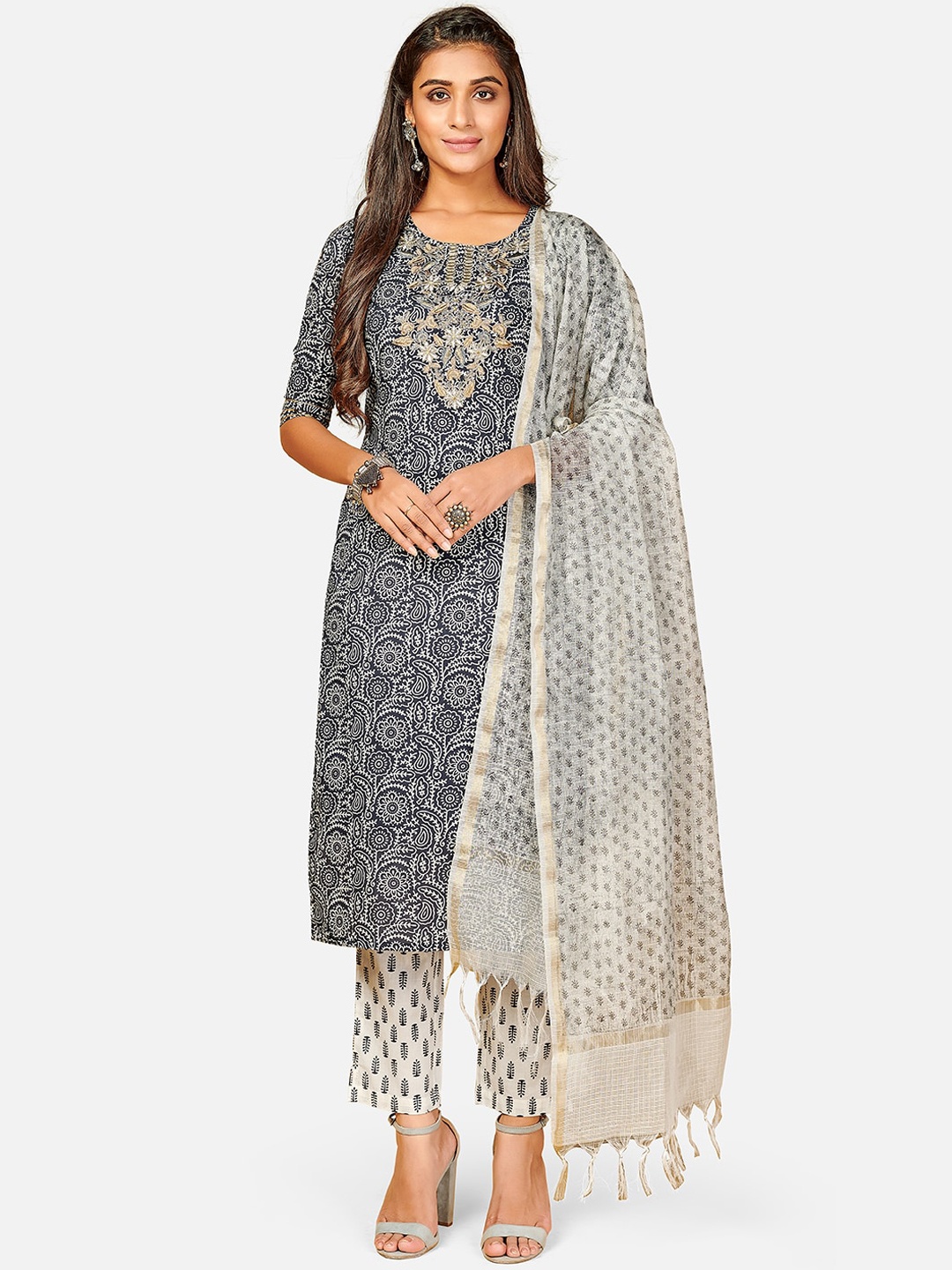 

Vbuyz Women Blue & White Printed Regular Pure Cotton Kurta With Trousers & Dupatta