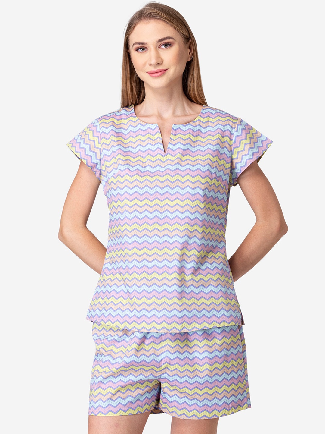 

Fluffalump Women Blue & Pink Printed Pure Cotton Night suit