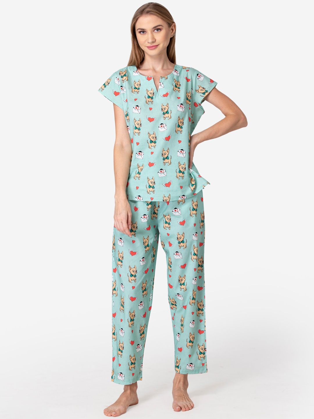 

Fluffalump Women Sea Green & Beige Printed Pure Cotton Night suit