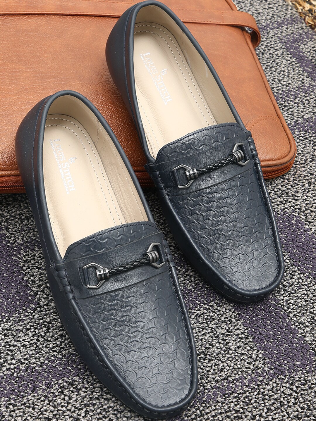 

LOUIS STITCH Men Blue Textured Leather Horsebit Loafers