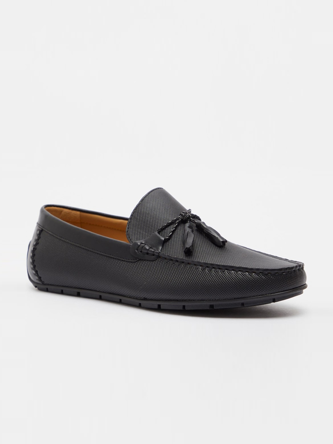 

shoexpress Men Black Textured PU Driving Shoes