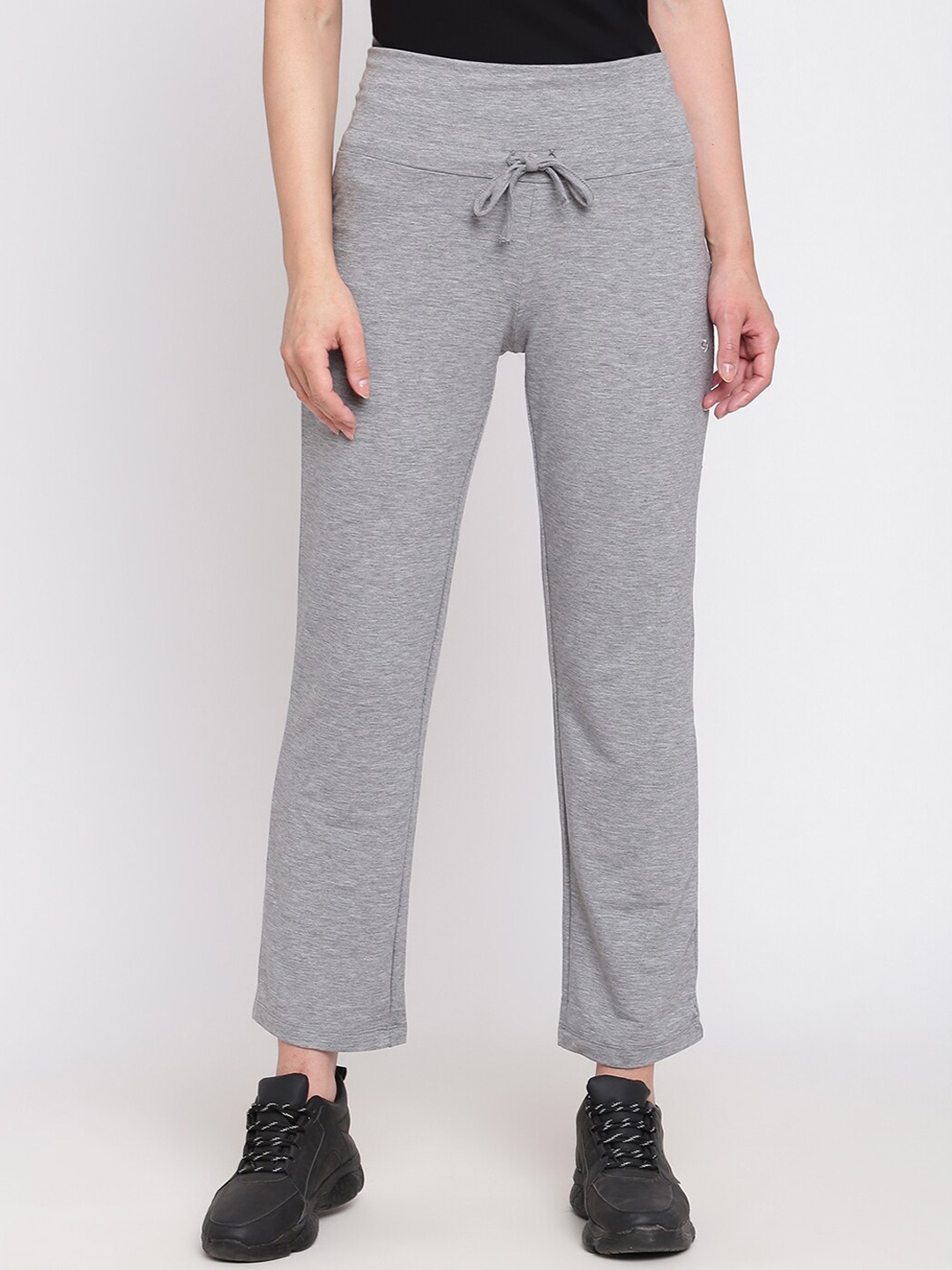 

Spolei Women Grey Solid Cotton Slim-Fit Track Pants