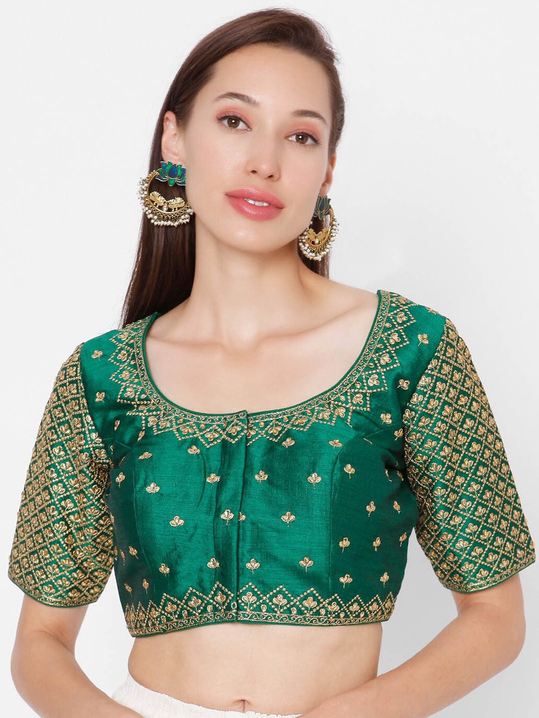 

SALWAR STUDIO Women Green & Gold-Coloured Embroidered Padded Picasa Silk Readymade Saree Blouse