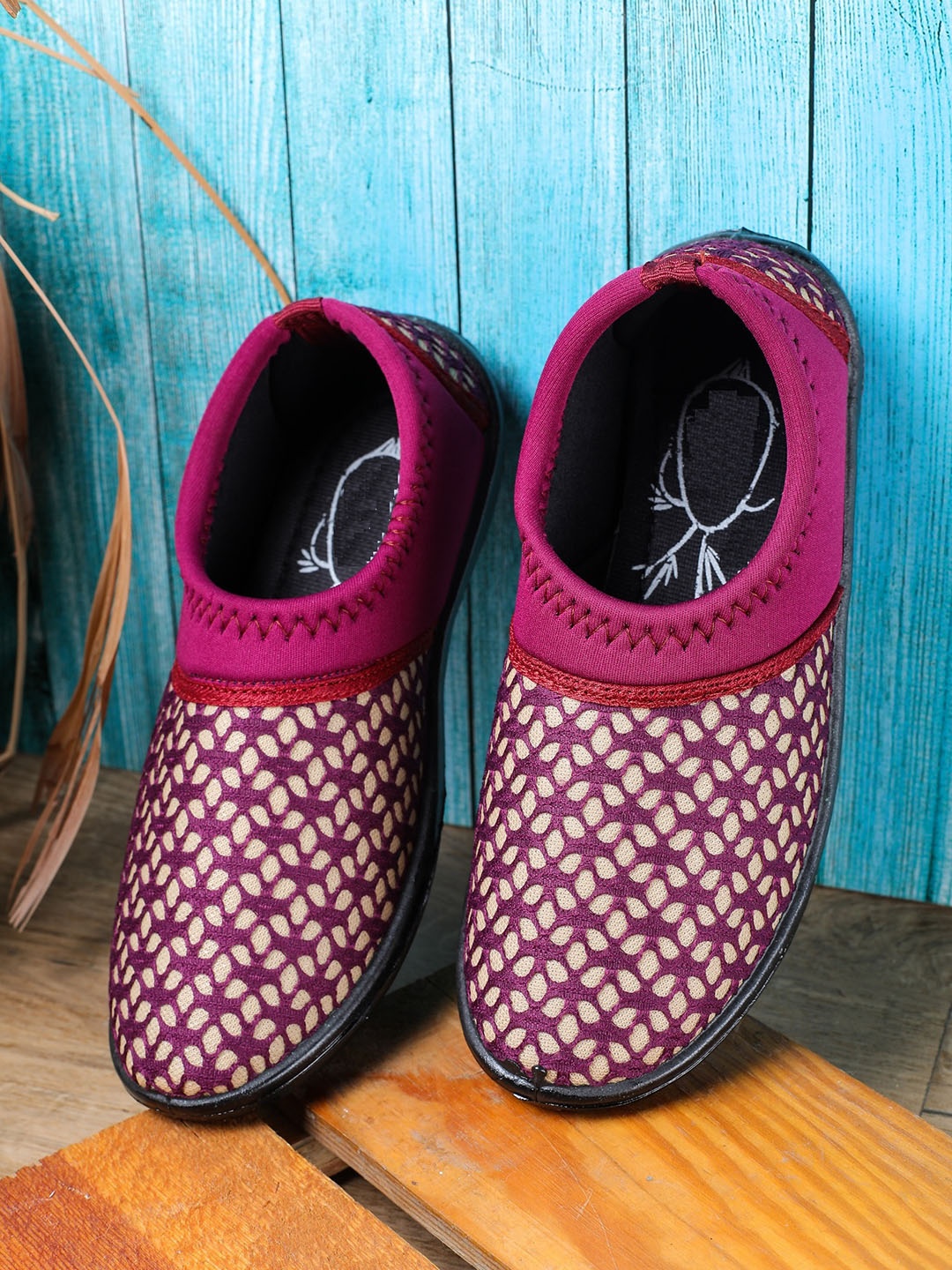 

FABBMATE Women Pink Ballerinas with Laser Cuts Flats