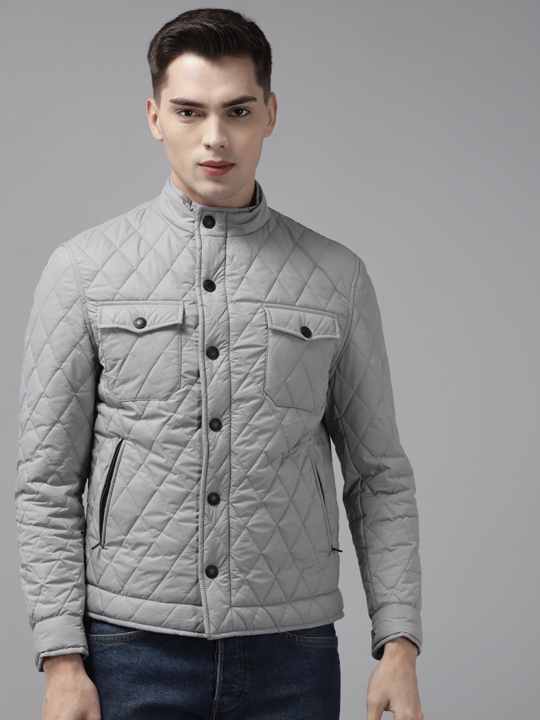 

Blackberrys Men Grey Solid Quilted Jacket