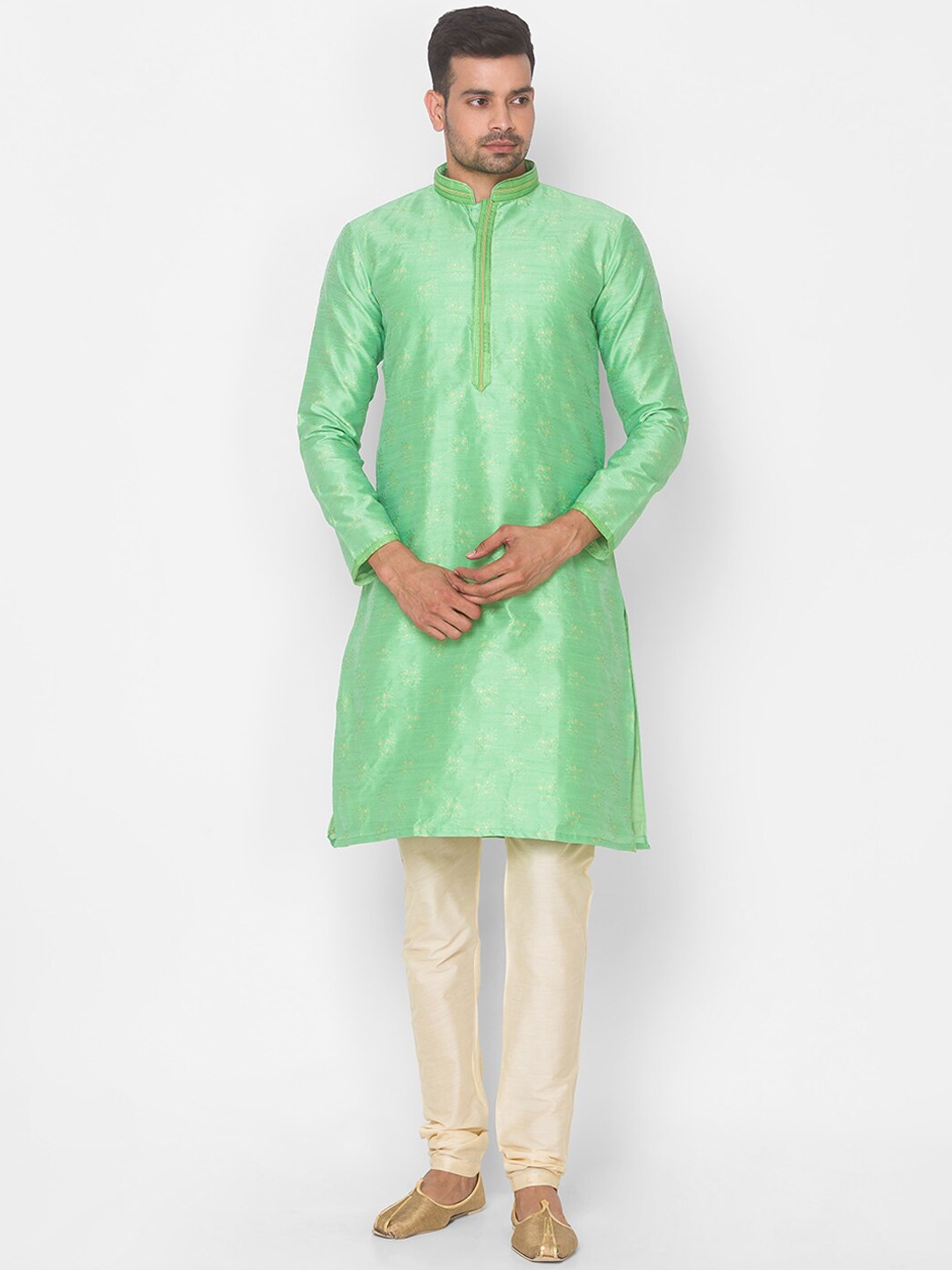 

Ethnicity Men Green Ethnic Motifs Regular Kurta with Pyjamas