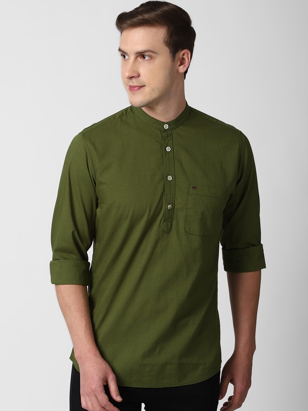

Peter England Casuals Men Olive Green Slim Fit Opaque Casual Shirt