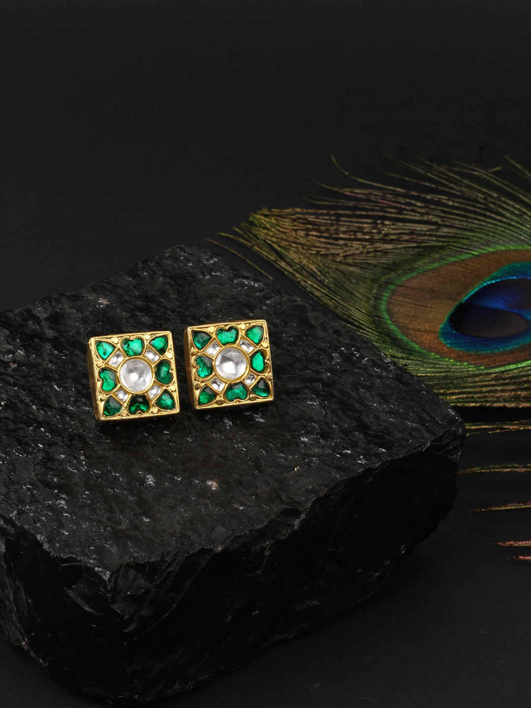 

SANGEETA BOOCHRA Gold-Toned Square Studs Earrings