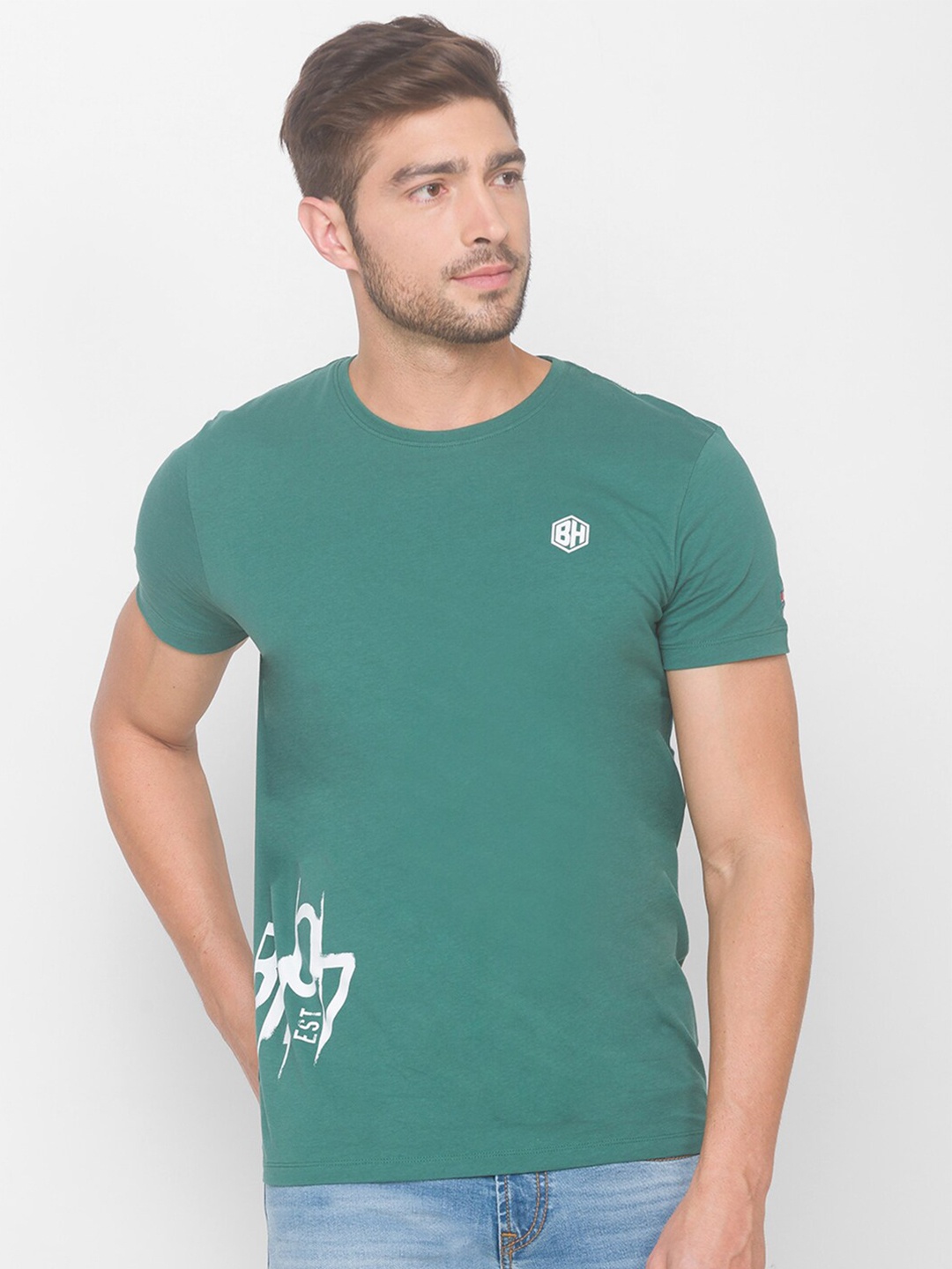 

Being Human Men Green Typography Applique T-shirt