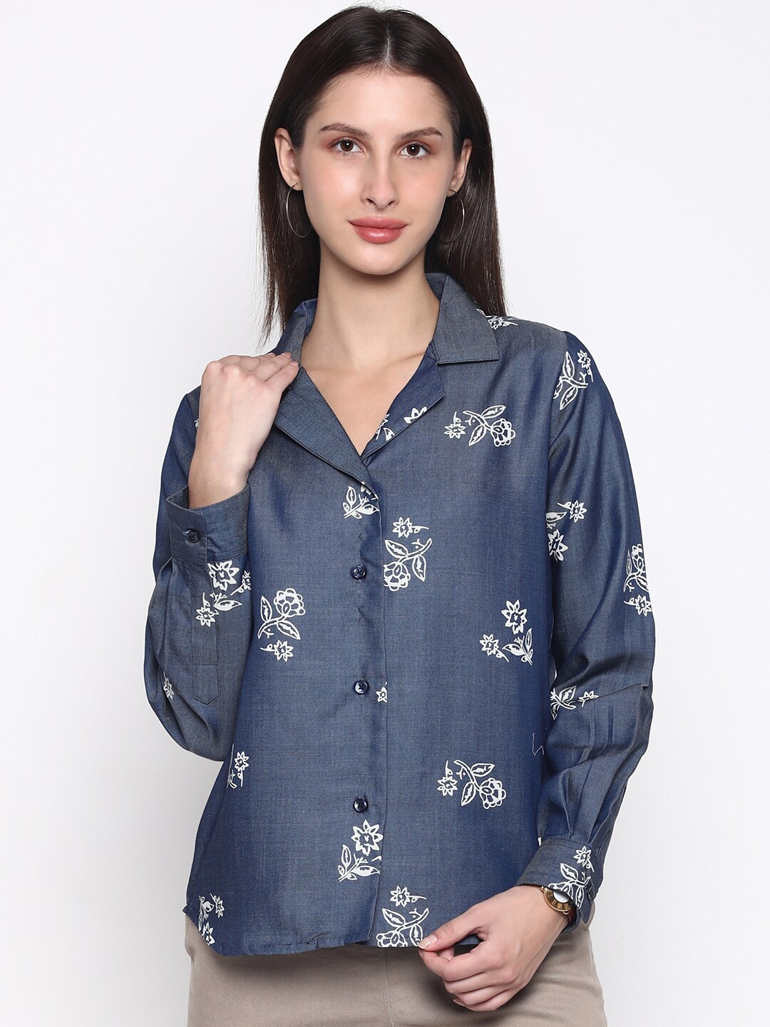 

CINNAMON CLOSET Blue Floral Denim Shirt Style Top