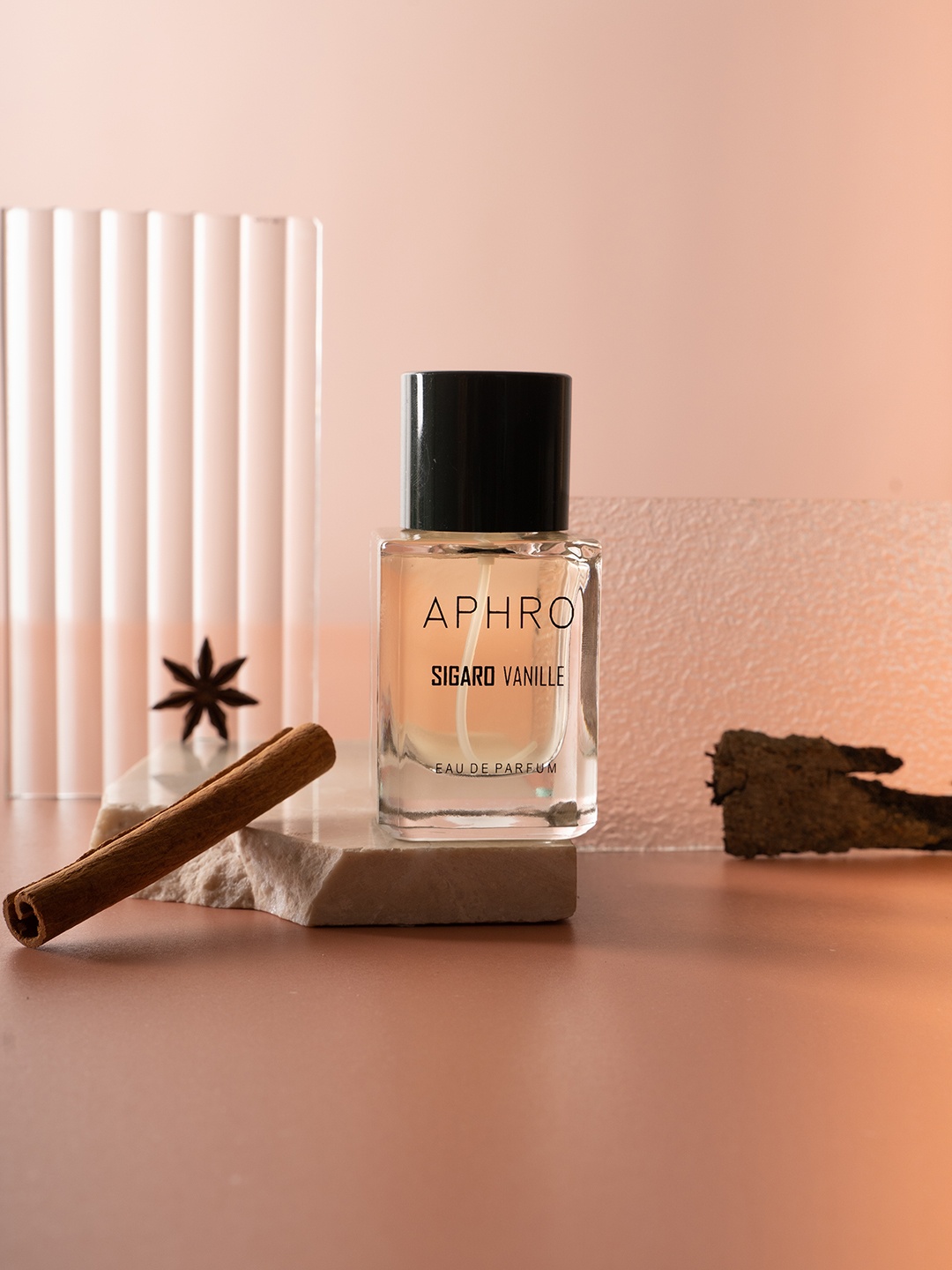 

Aphro Unisex Sigaro Vanille Eau de Parfum 50 ml, Transparent