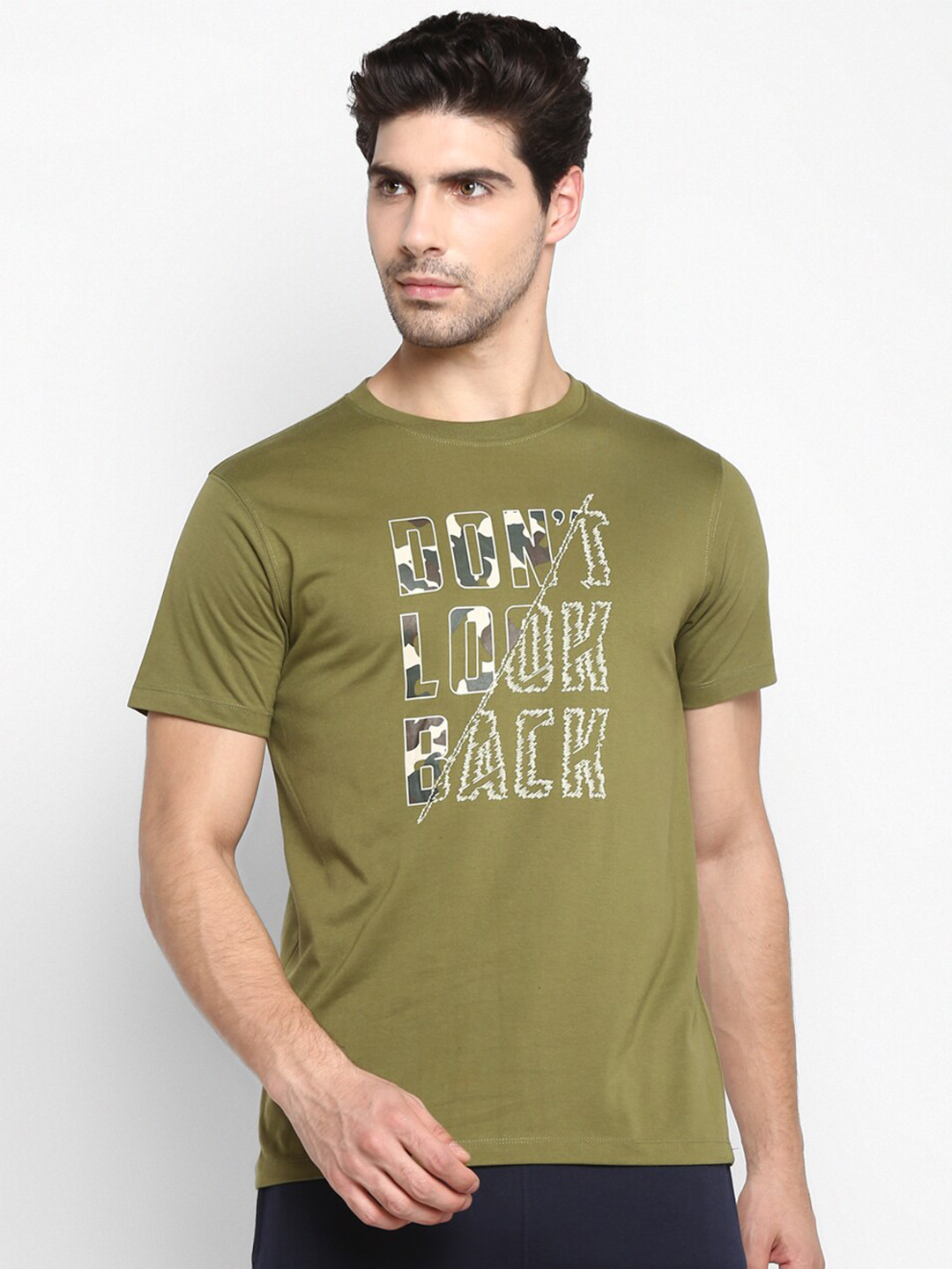 

OFF LIMITS Men Olive Green Typography Printed Pockets T-shirt