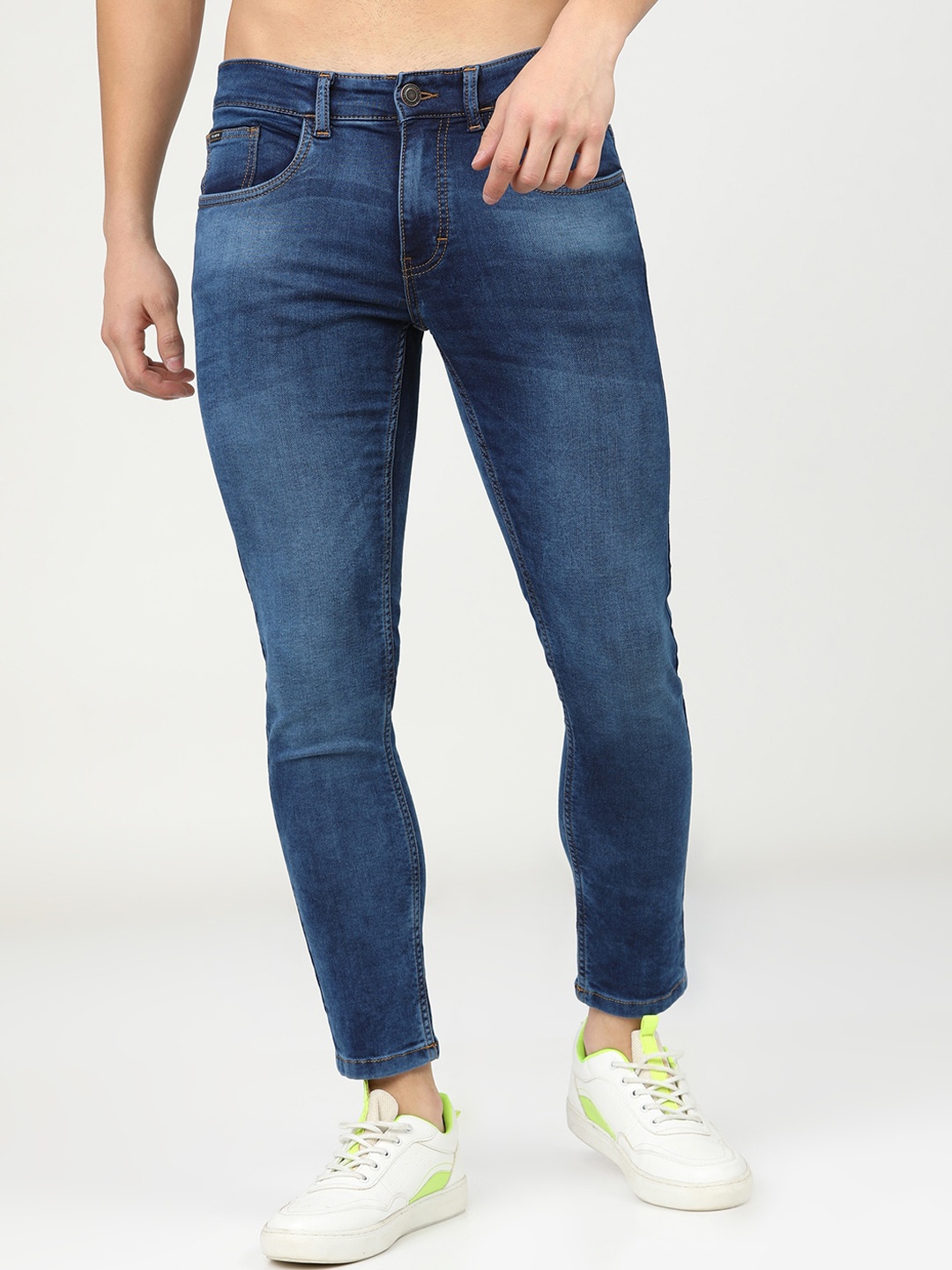 

HIGHLANDER Men Blue Tapered Fit Heavy Fade Stretchable Jeans