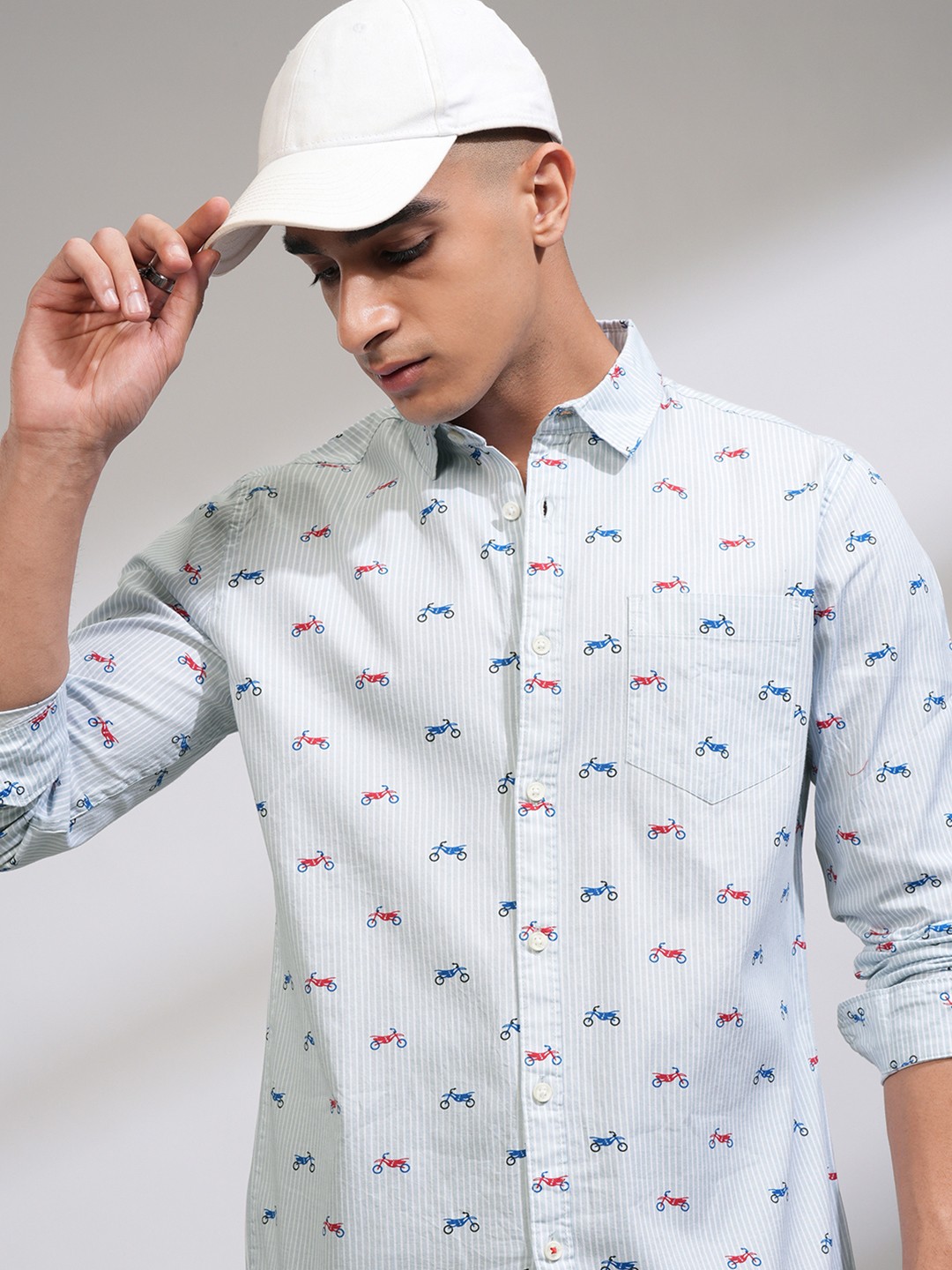 

HIGHLANDER Men Blue Slim Fit Opaque Printed Casual Shirt