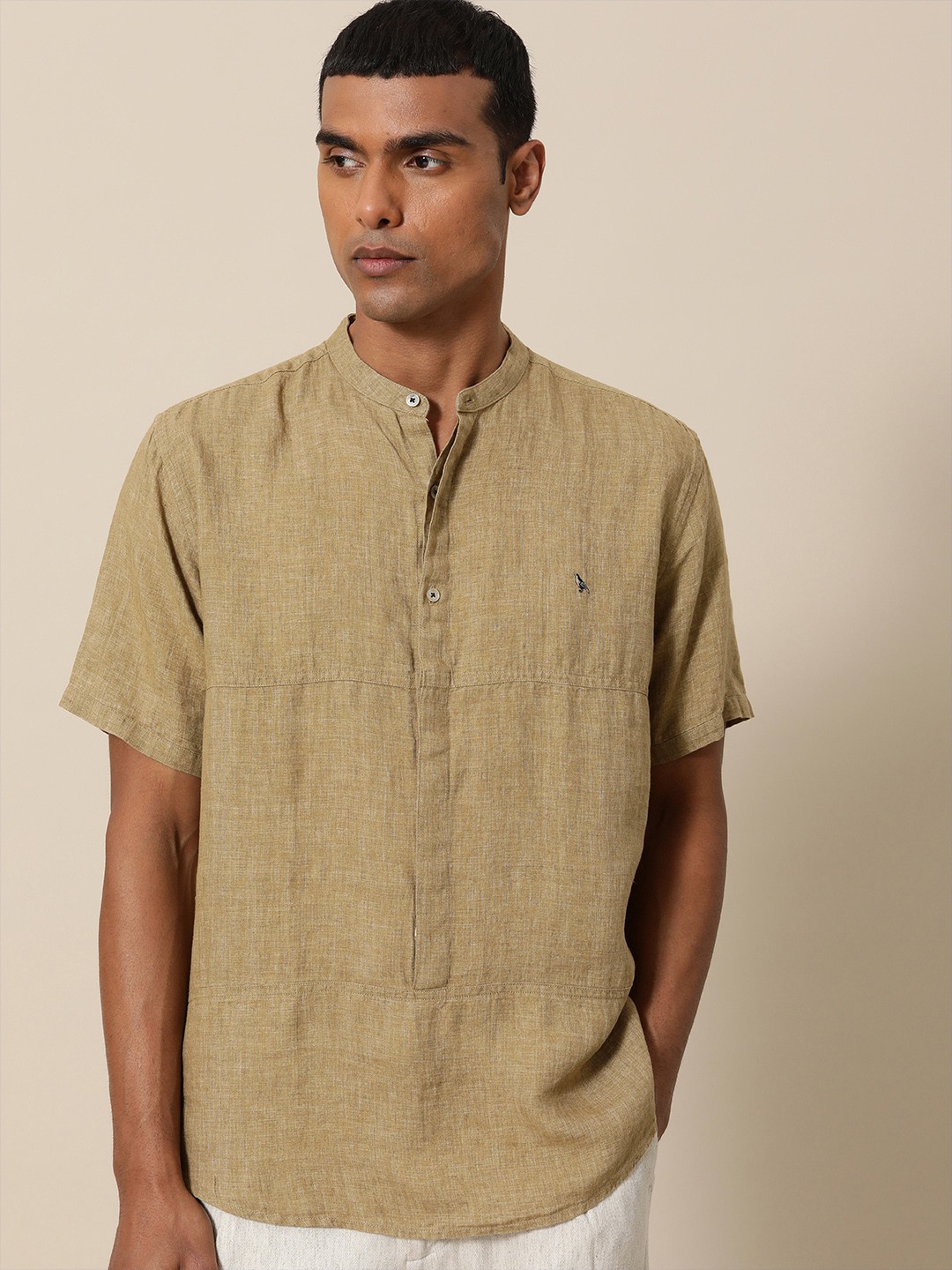 

Mr Bowerbird Men Beige Liberal Fit Solid Panelled Linen Casual Shirt