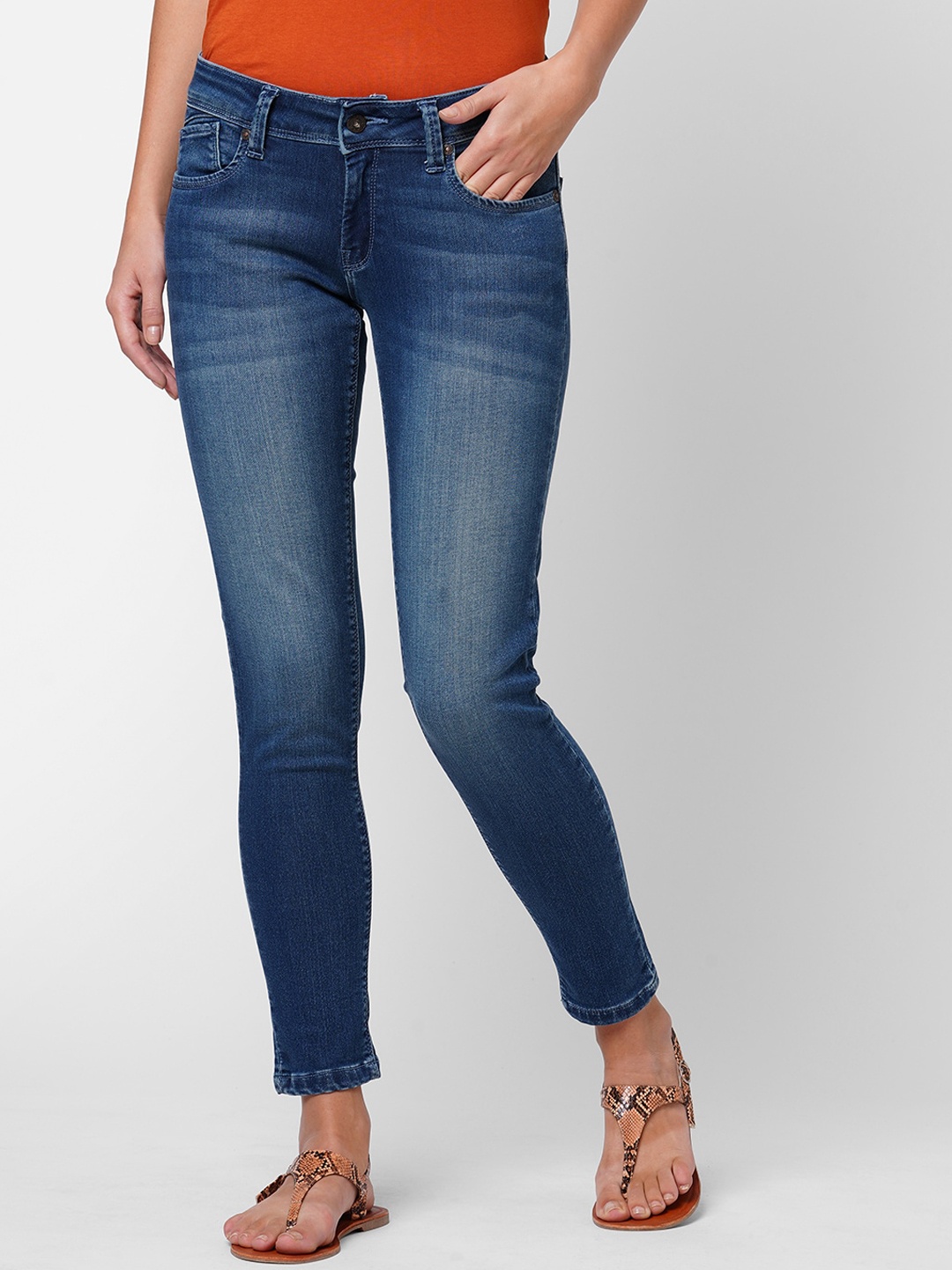 

Pepe Jeans Women Blue Skinny Fit Light Fade Jeans