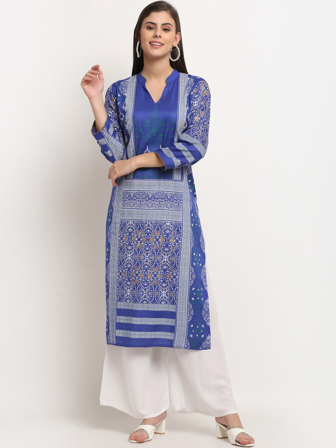 

GRACIT Women Blue Ethnic Motifs Printed Panelled Pure Cotton Kurta With Palazzos